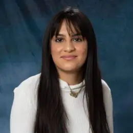 Diana Valdez, Customer Experience Specialist